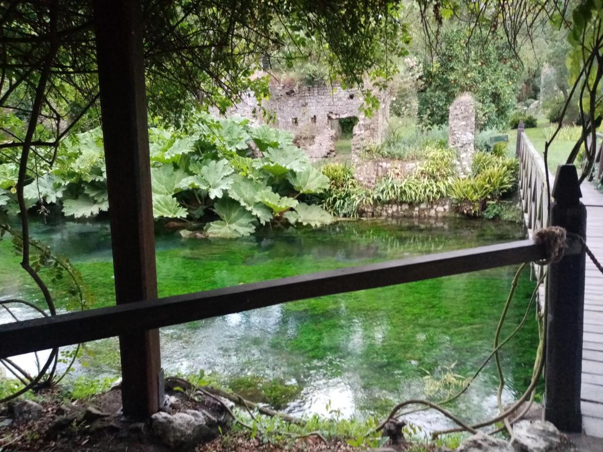 Bed and Breakfast La Bella Ninfa Сермонета Экстерьер фото