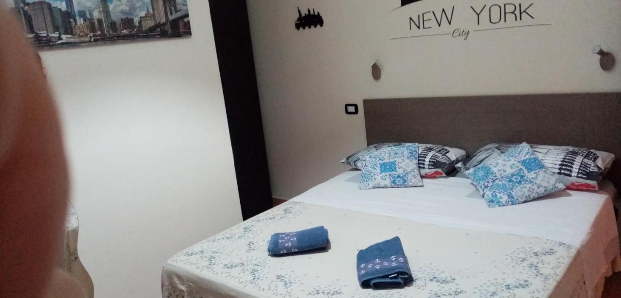 Bed and Breakfast La Bella Ninfa Сермонета Экстерьер фото